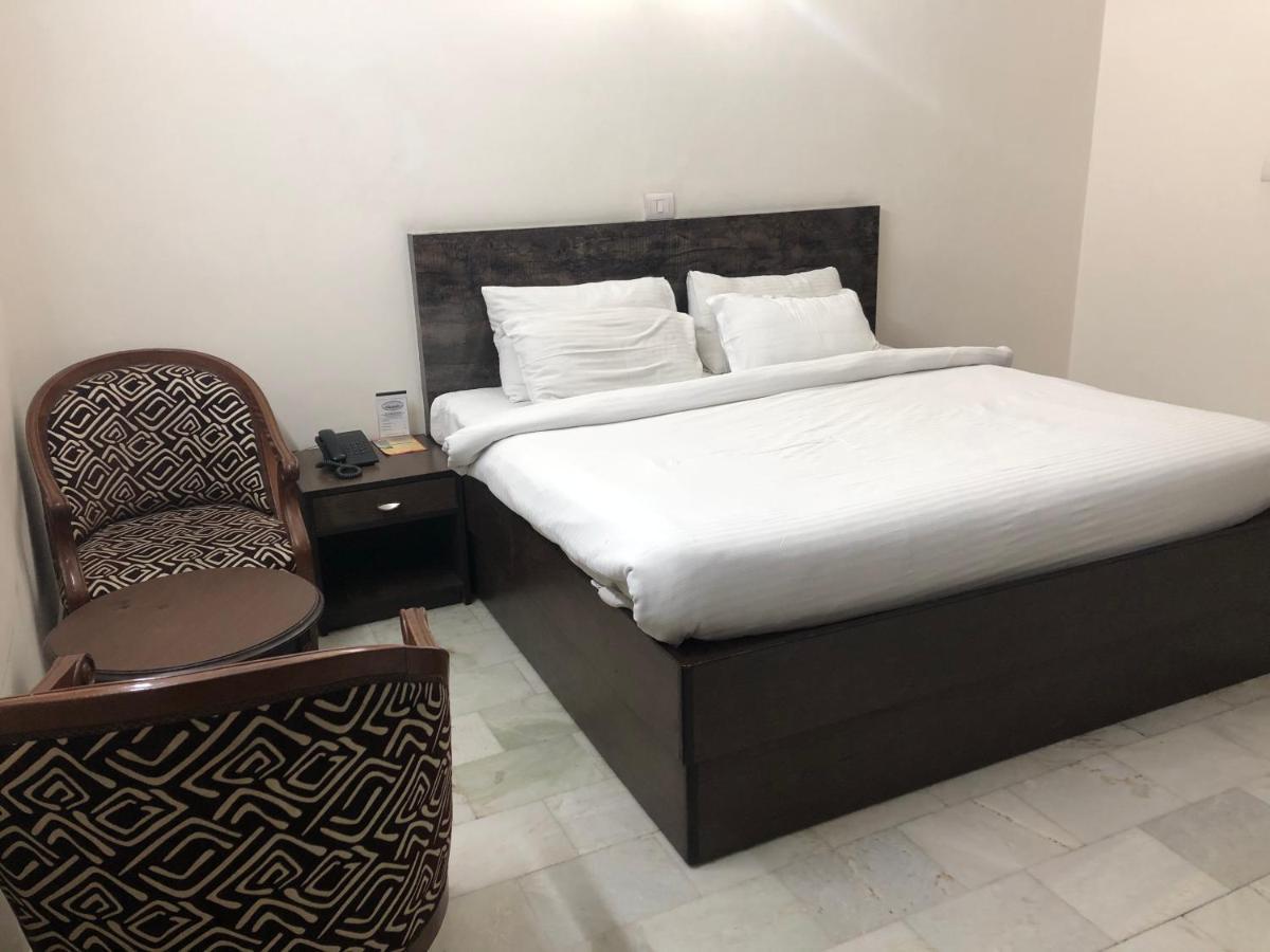 Golden Huts Resorts Rewari Exterior photo